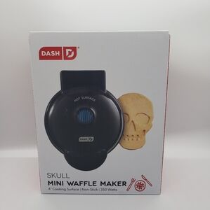 DASH Mini Skull Waffle Maker